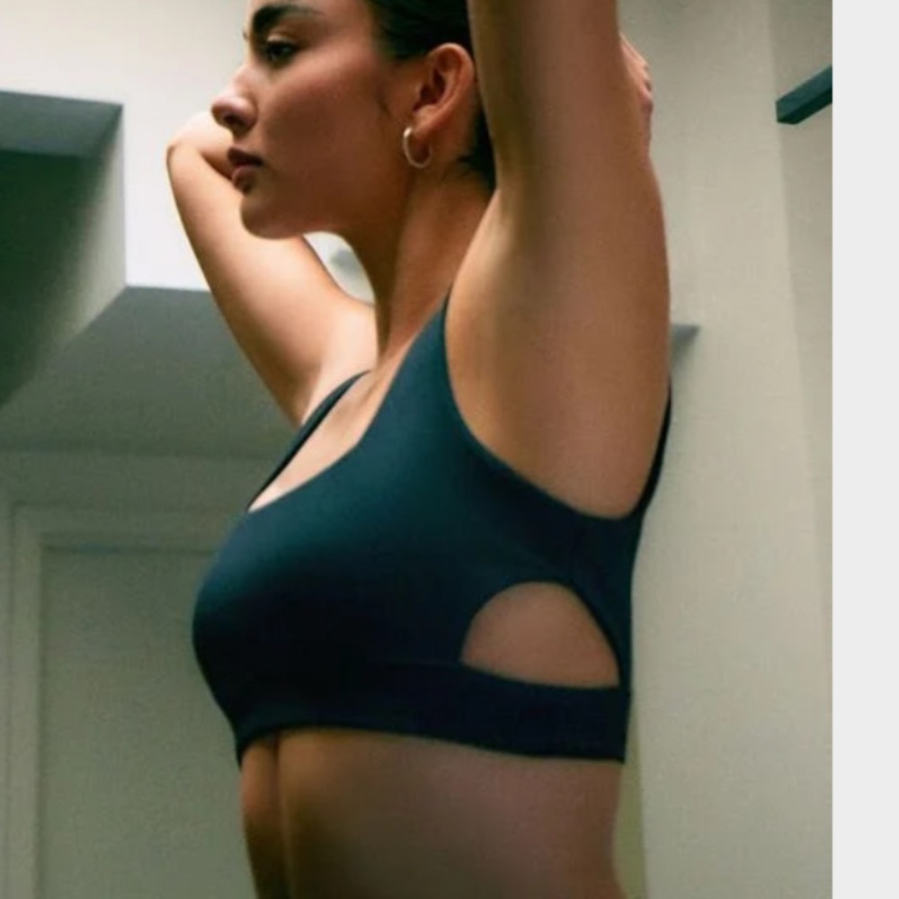 Garage Cut Out Tank- polyester